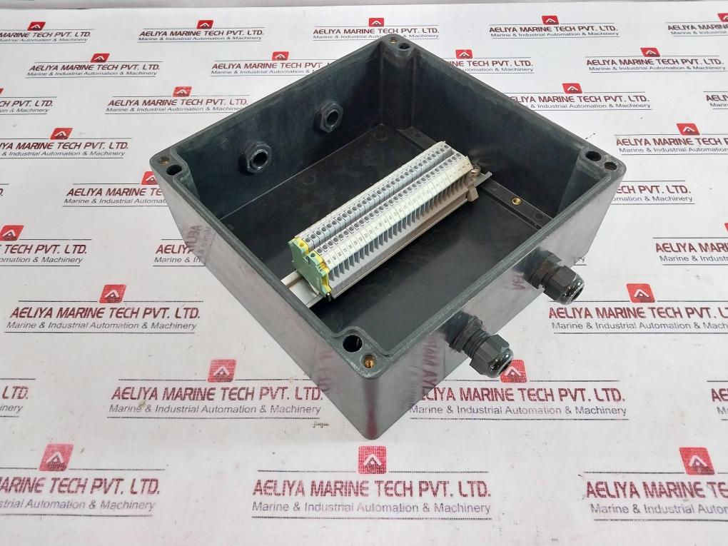 Maccomevap Mac Tgvp 331.226 Junction Box W/ Screwed Lid Connecting Terminals