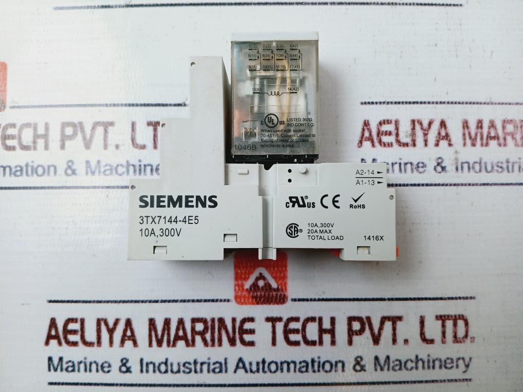 Magnecraft 782XDX1M4L-24D Relay with Siemens 3TX7144-4e5 Relay Socket