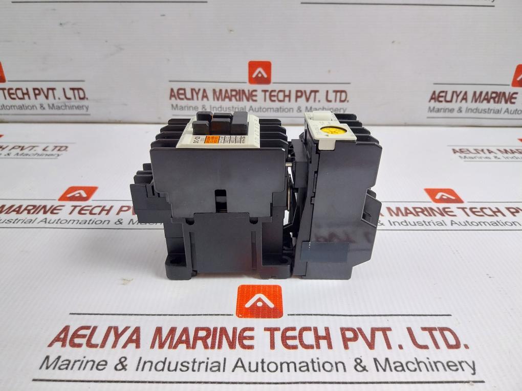 Magnetic-Switch-With-Thermal-Relay-600vac-Max-0-8-1-2a-Rc-By-Fuji-Electric-Sw-03-3h-5
