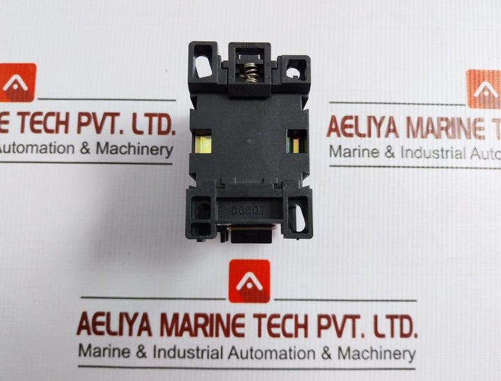 Magnetic Contactor 220V/10A Part No Hmc 10 Hyundai