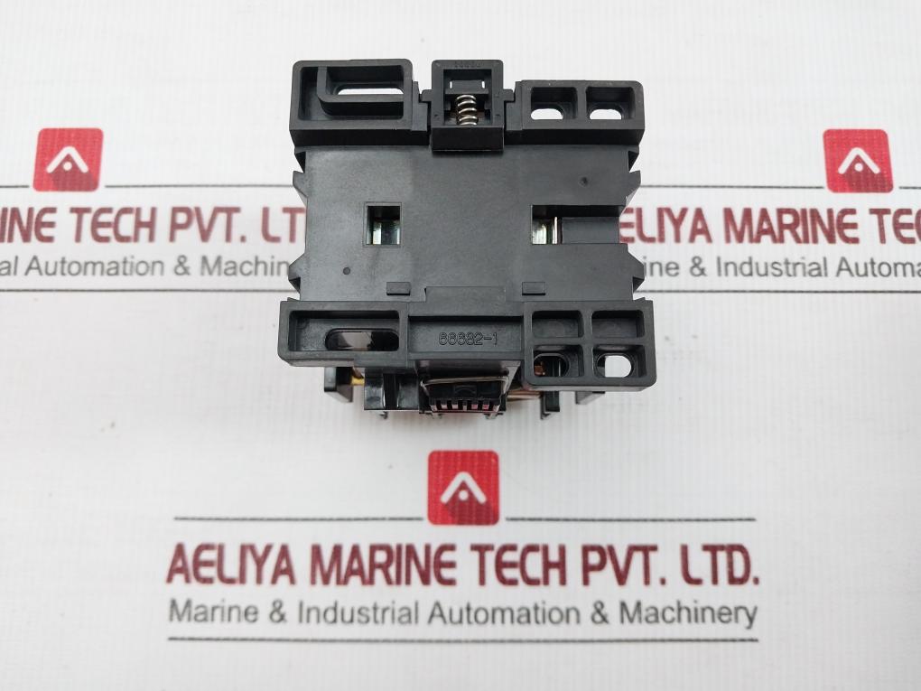 Magnetic Contactor Hmc27 W 11 Hyundai 1000V 55A