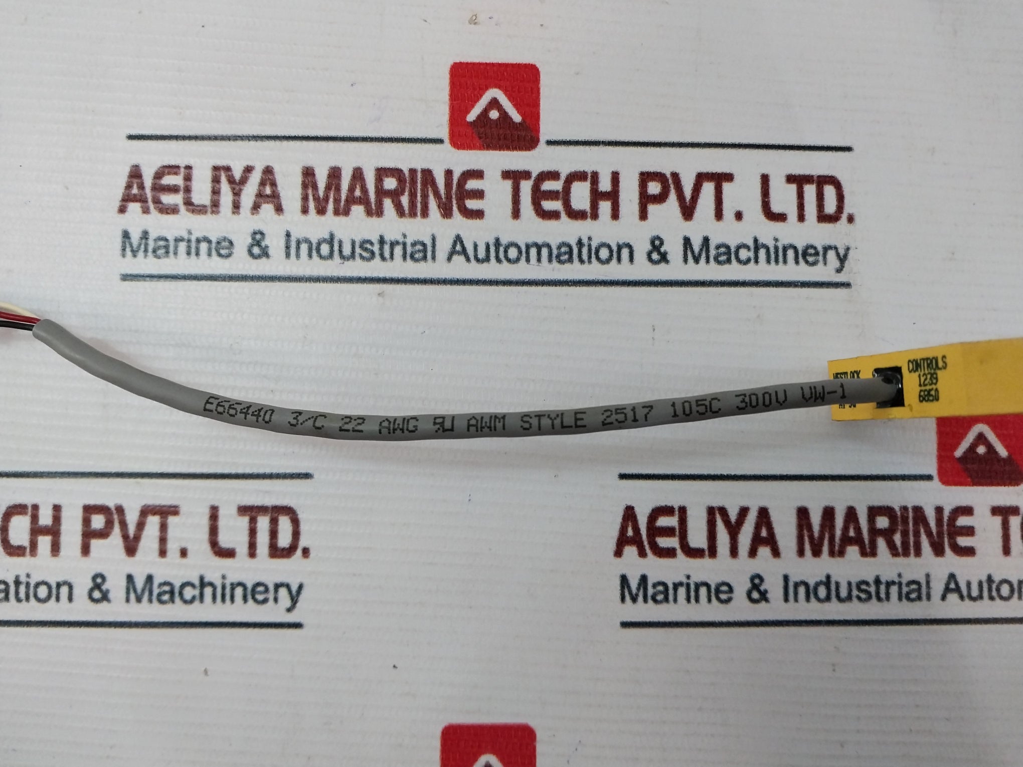 Magnum Xt-90 Proximity Sensor Switch