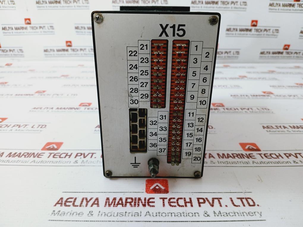 Mak 1.00.7-36.21.00-40 Control Module D9926 X1