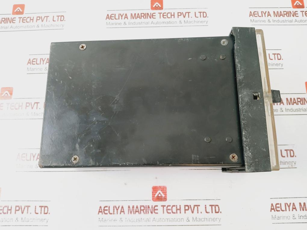 Mak 1.00.7-36.21.00-40 Control Module D9926 X1