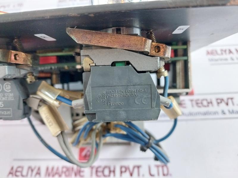 Man B&W Panel 3171197-4 Panel Module Marine Engine Controller Indicator