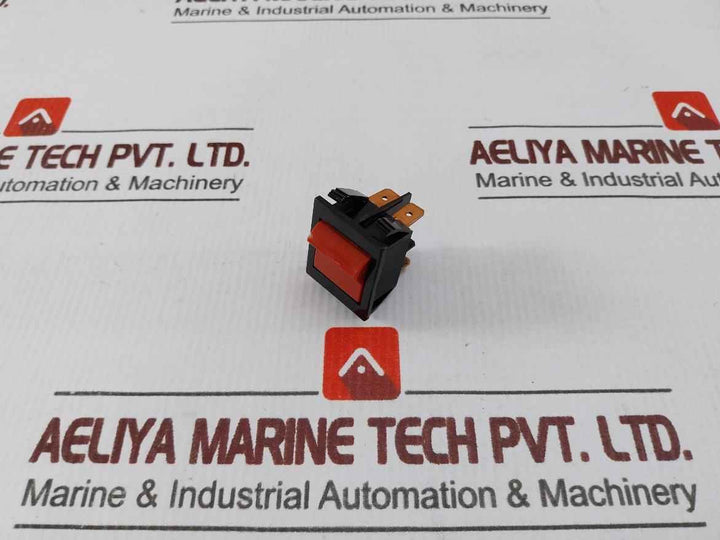 Manitowoc 23-0134-3 Toggle Switch 16A 250V Ac / 10A 28V Dc