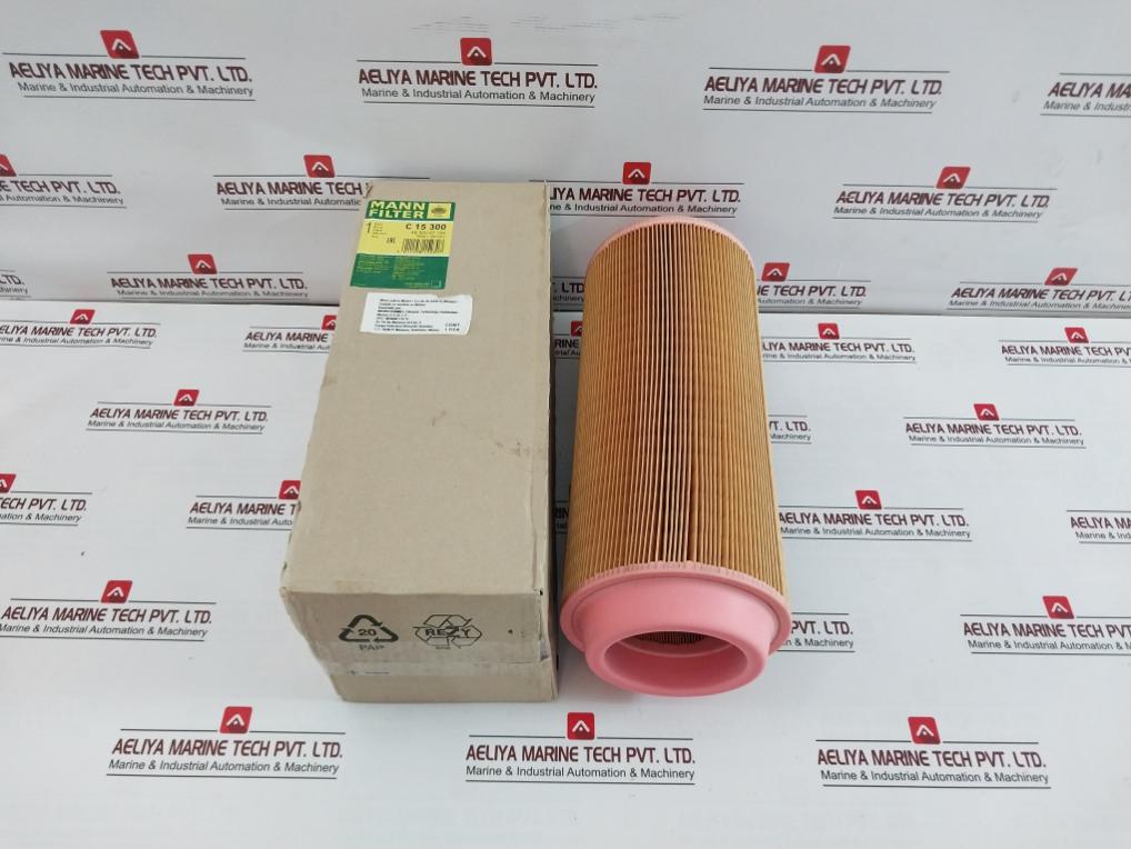 Mann C15300 Air Filter Element