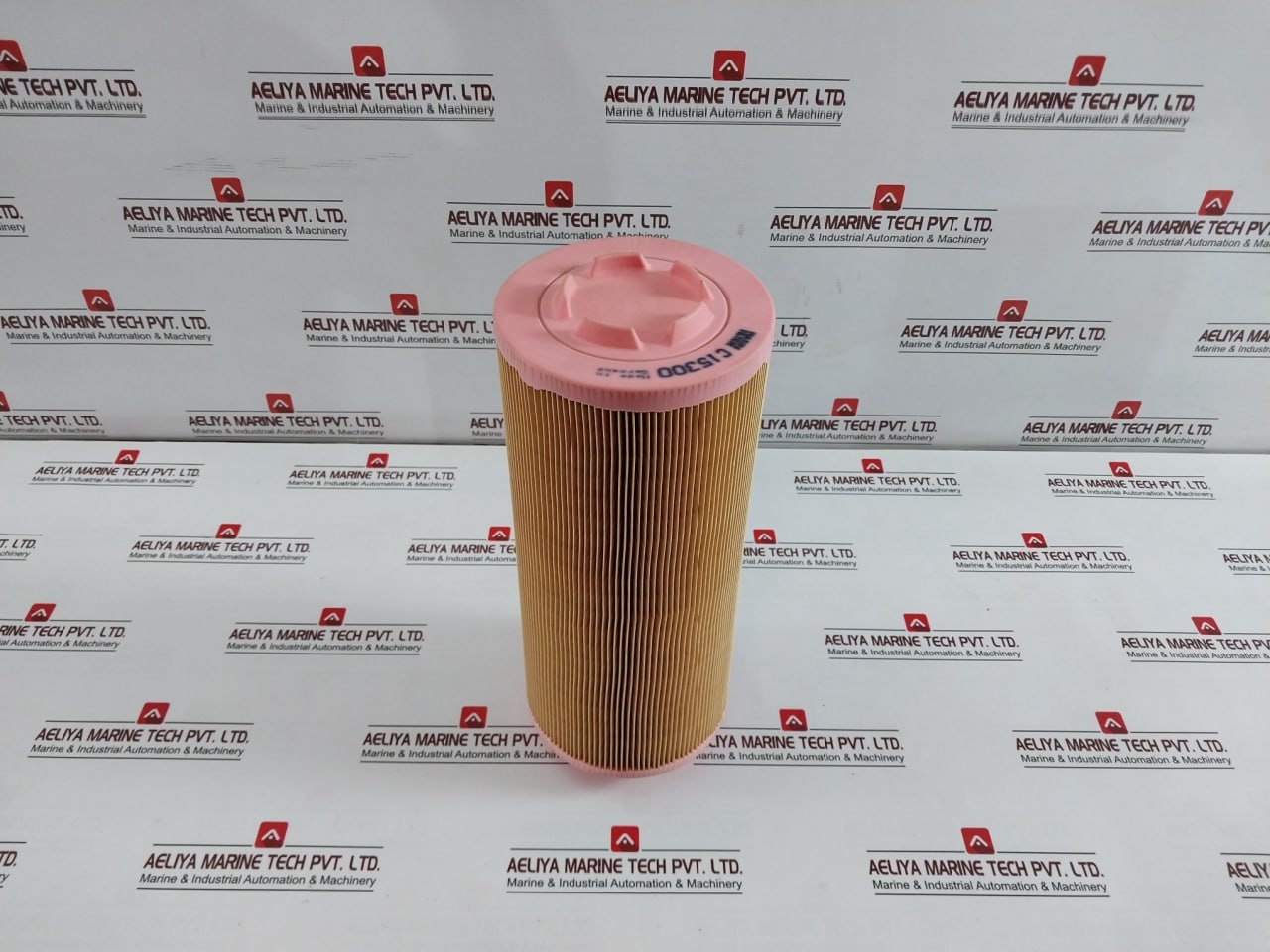 Mann Filter C15300 Air Filter Cartridge