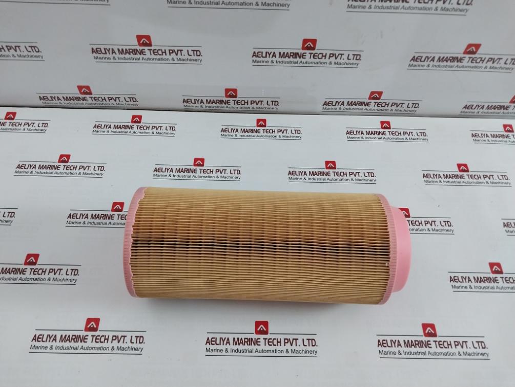Mann Filter C15300 Air Filter Cartridge