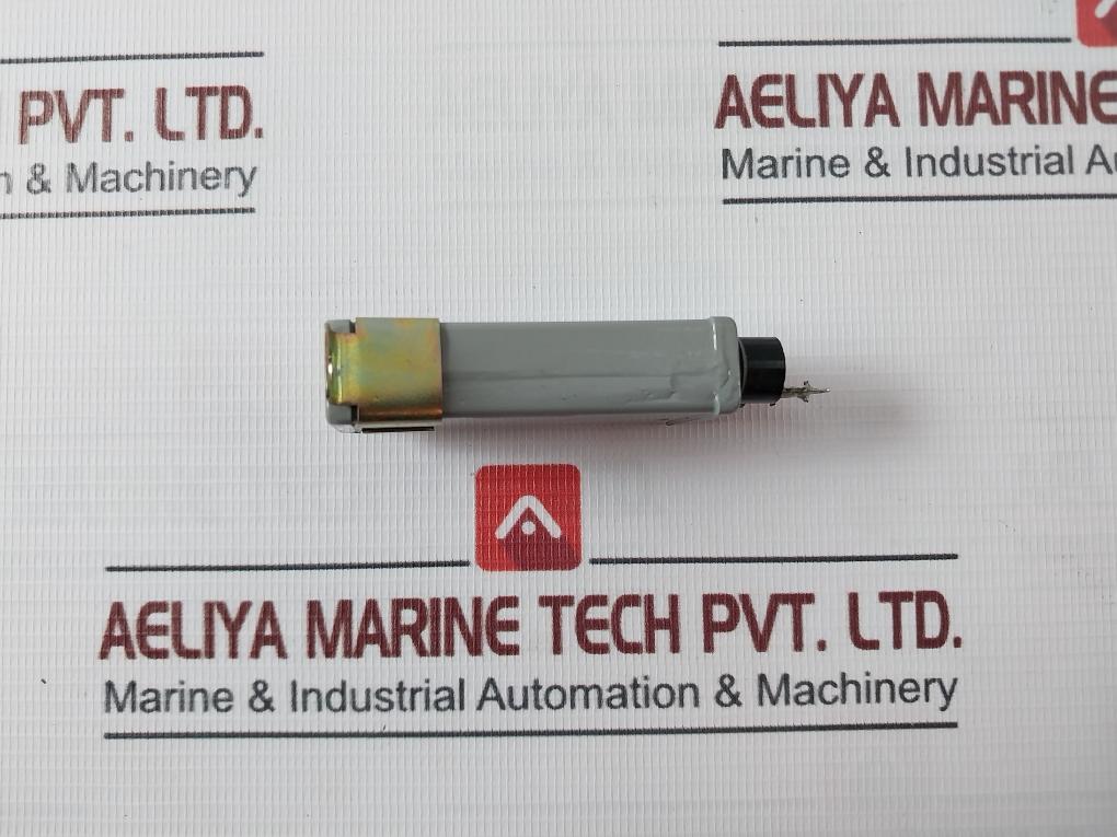 Marcon 25Mwk405K Mp Capacitor 250Wv. Dc 3V02