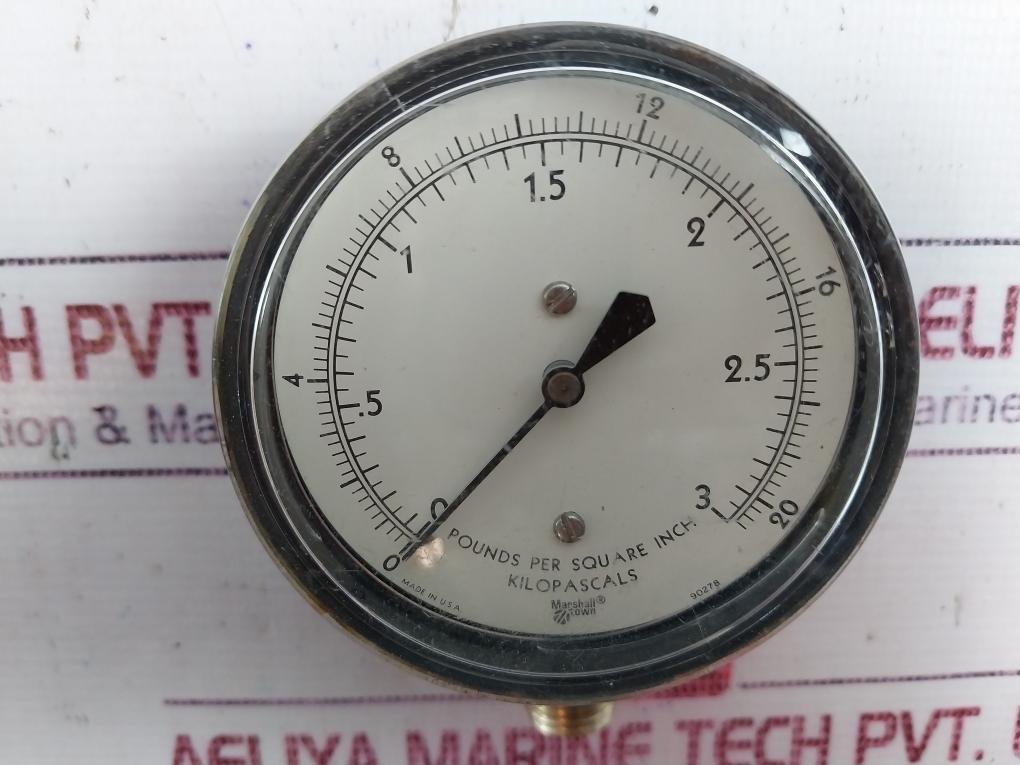 Marshall Town Pressure Gauge 0-3 Pounds Per Square Inch/0-20 Kilopascals