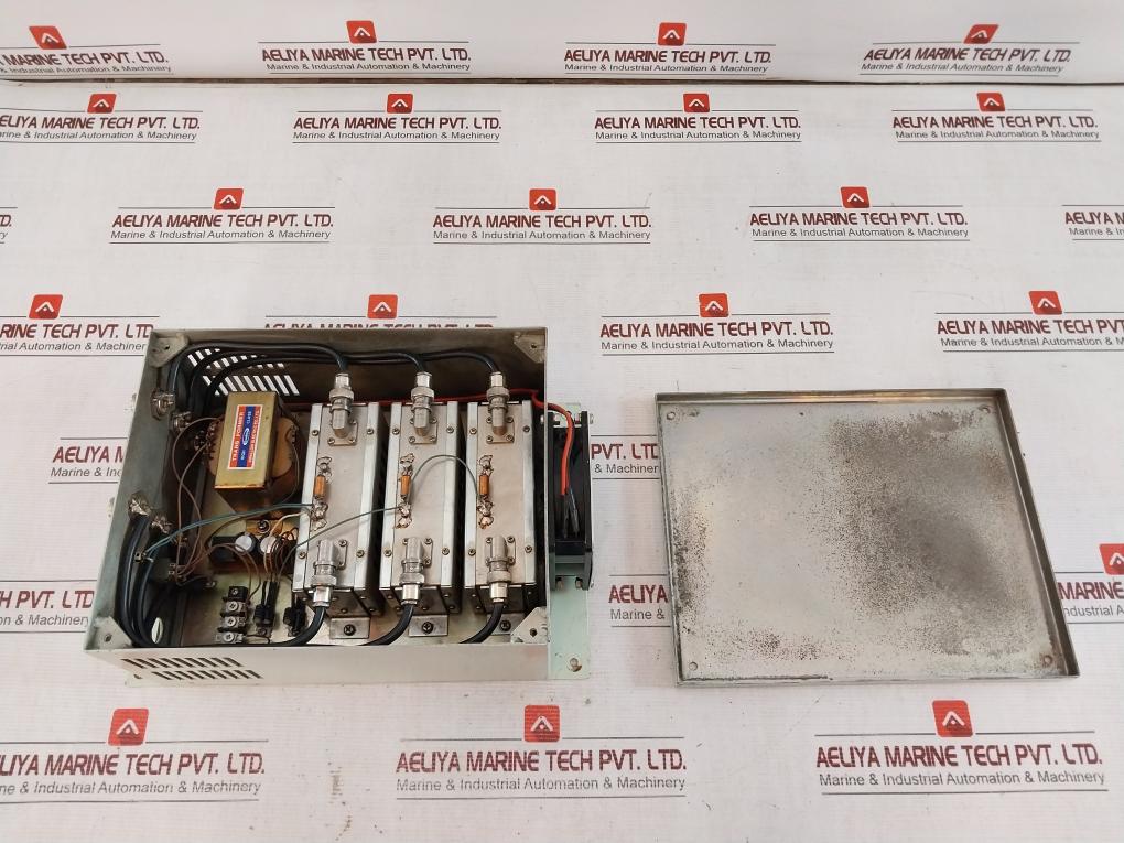 Marunaka Antenna Mb-303 Television Amplifier Module 45-880 (Mhz)