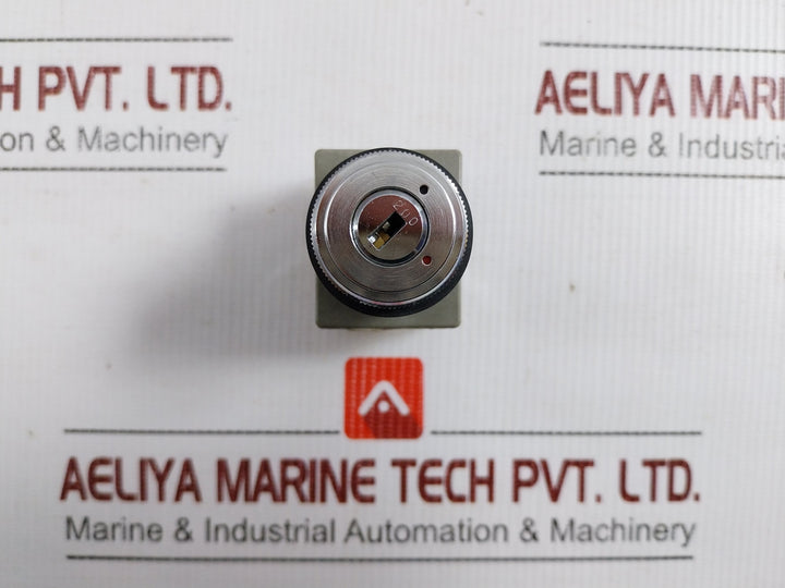 Maruyasu-Dengyo-Key-Selector-Switch-125v-10a-Xsk2r-2511c-2