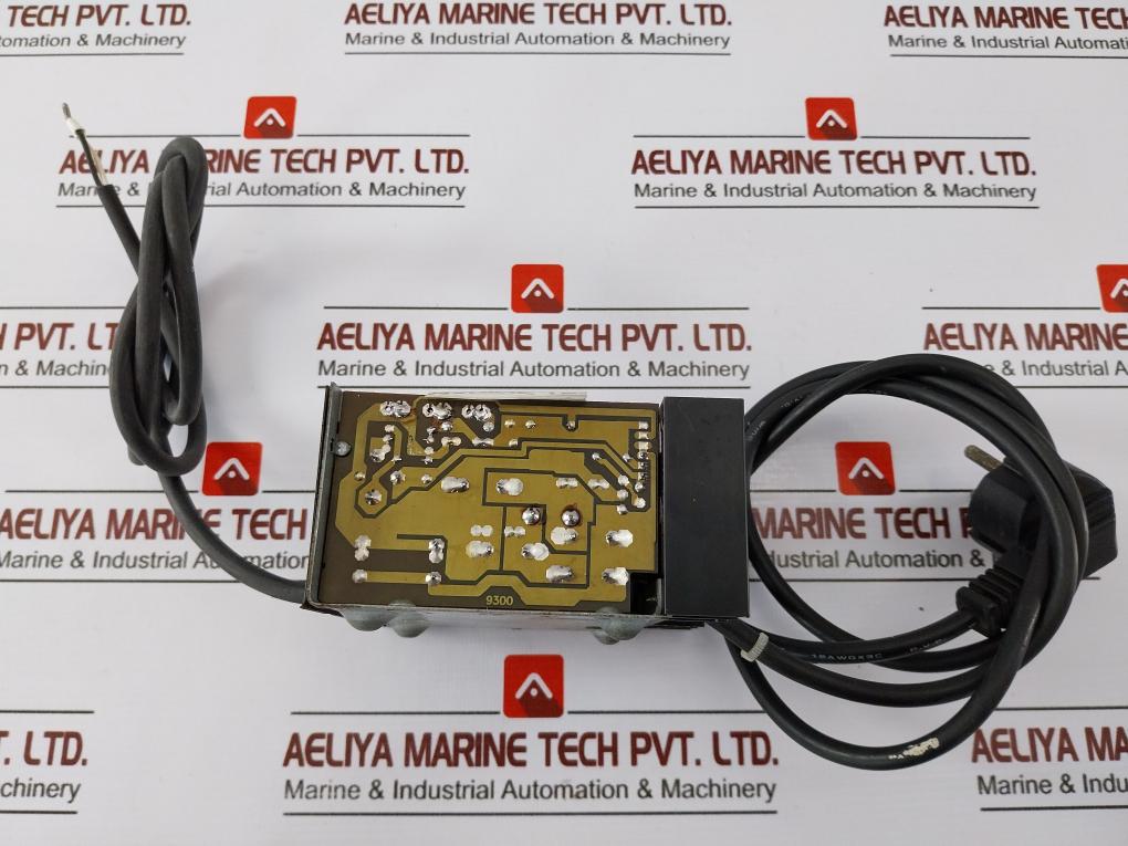 Mascot 6823 Linear Desktop Power Supply Unit 500ma Max 230 Vac Input