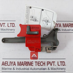 Master Lock S3068 Handle-on Ball Valve Lockout