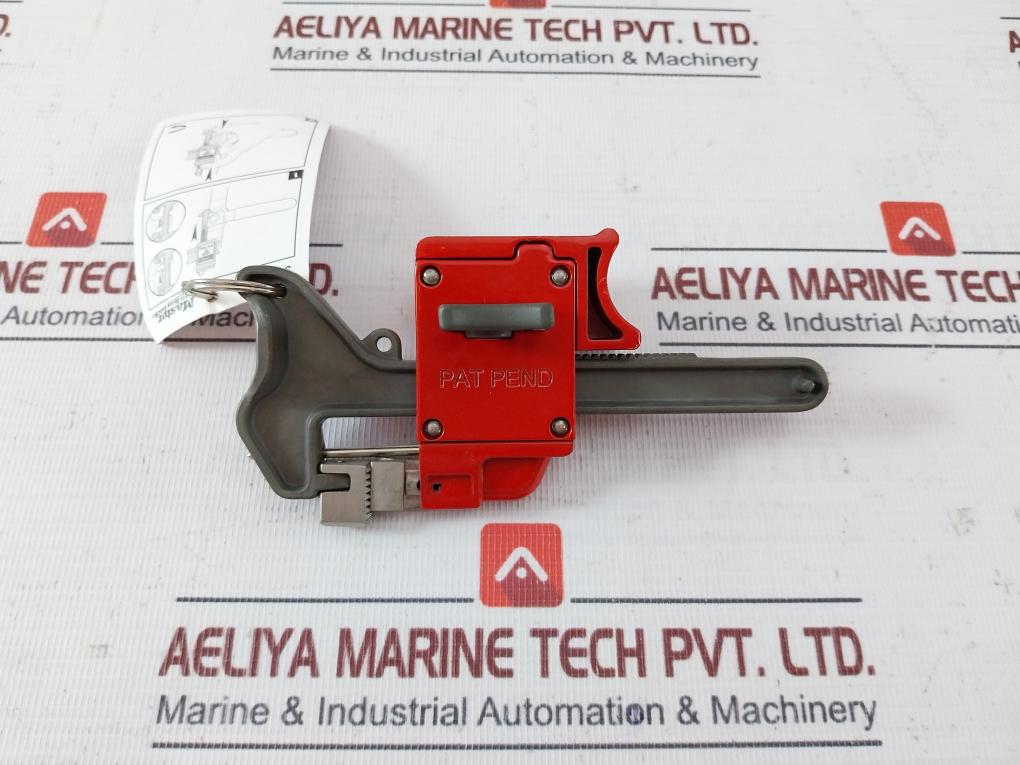 Master Lock S3068 Handle-on Ball Valve Lockout