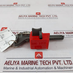 Master Lock S3068 Handle-on Ball Valve Lockout