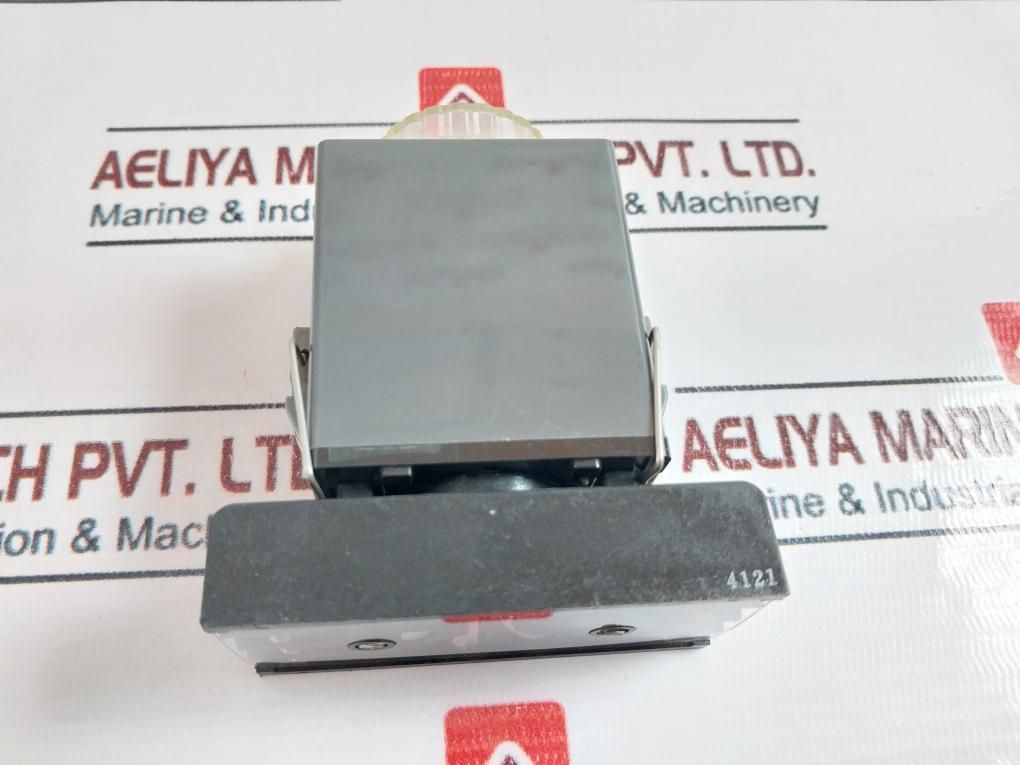 Matsushita At4331-r16 Timer 3A 250V