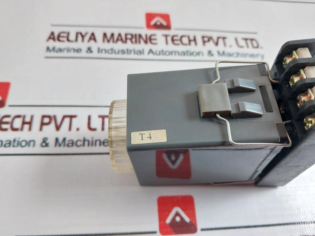 Matsushita At4331-r16 Timer 3A 250V