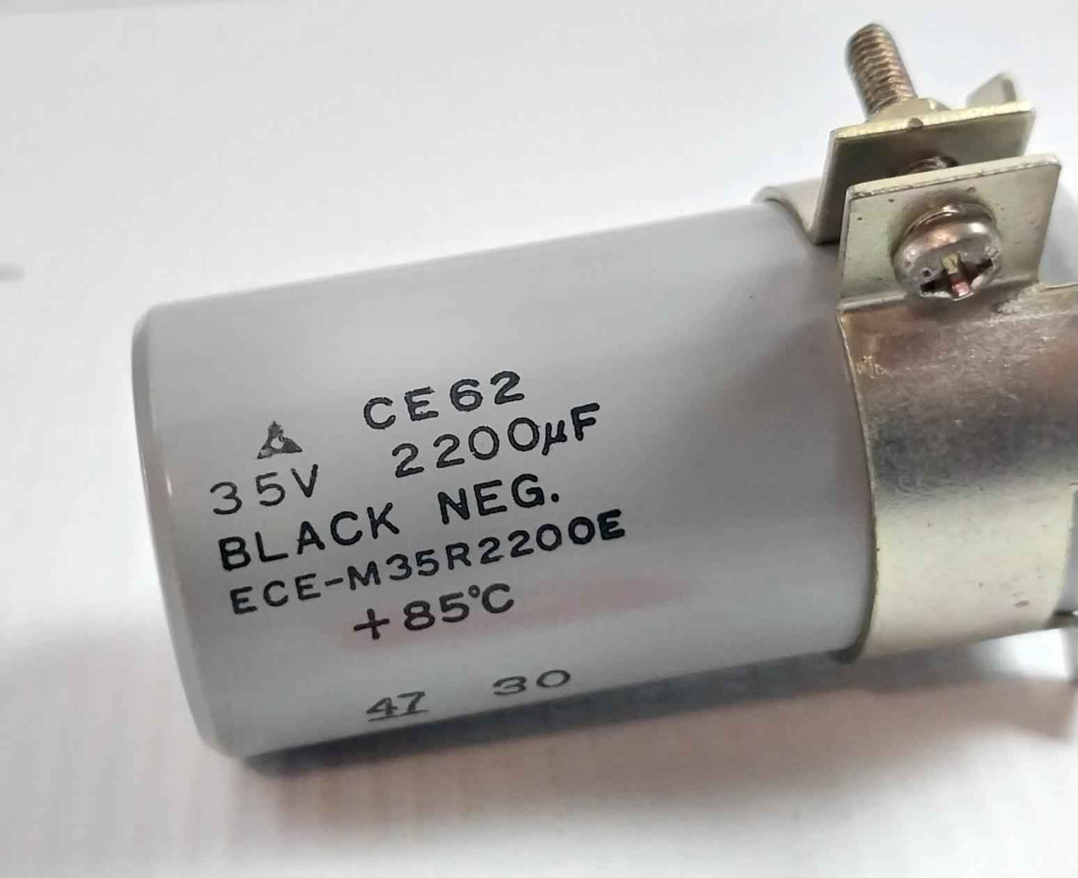 Matsushita Ce62 Aluminum Electrolytic Capacitor 35v Ece-m35r2200e