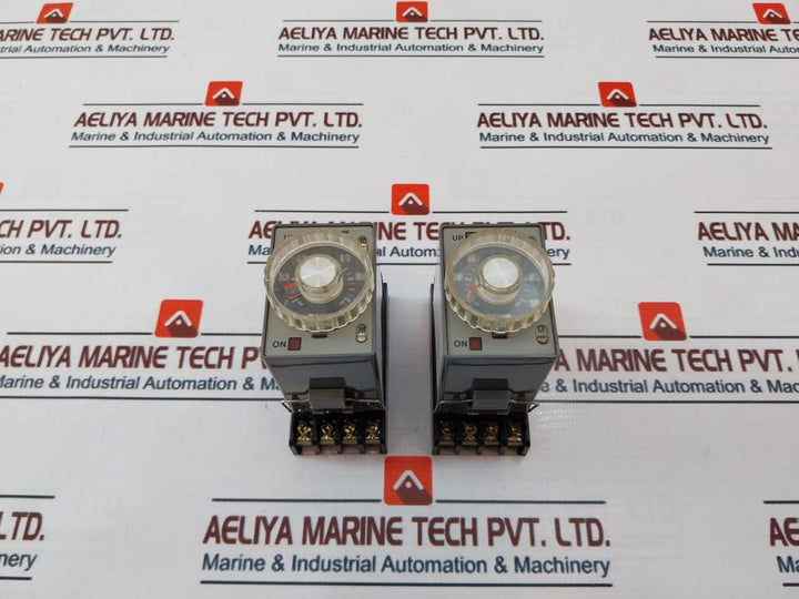 Matsushita Electric At4119 -r3 Pmh Timer With Base 24V Dc