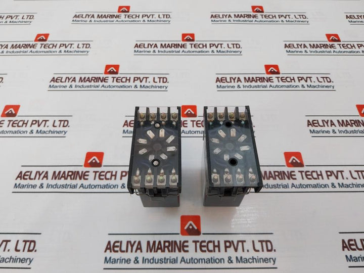 Matsushita Electric At4119 -r3 Pmh Timer With Base 24V Dc