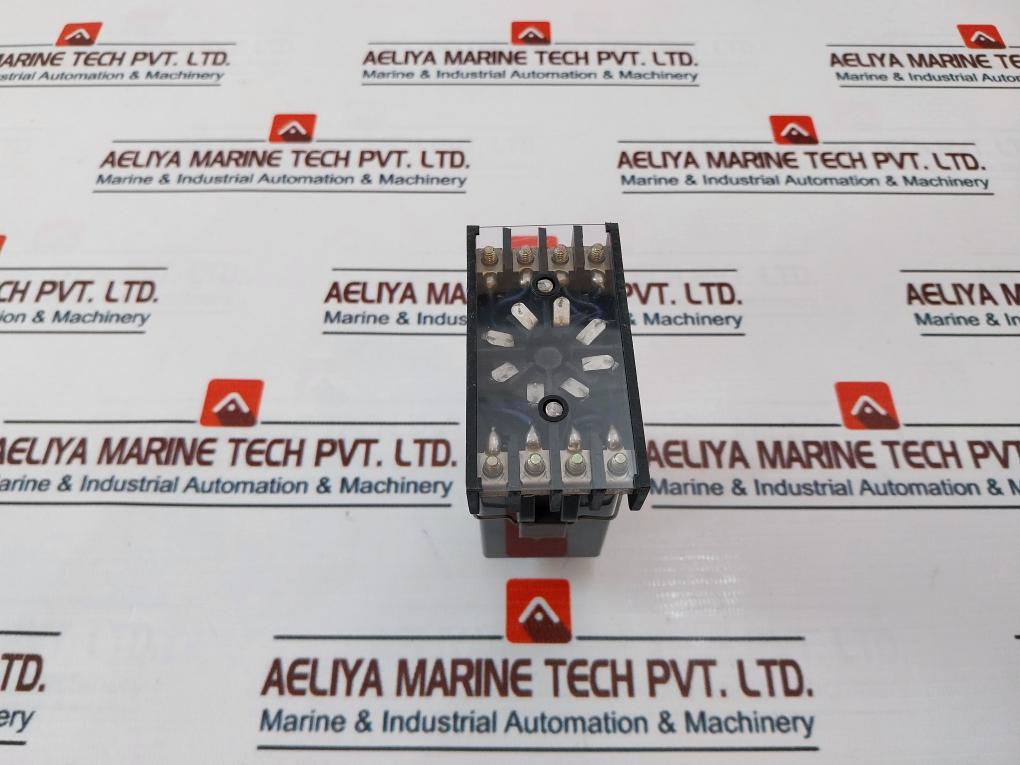 Matsushita Electric At4119 -r3 Pmh Timer With Base 24V Dc