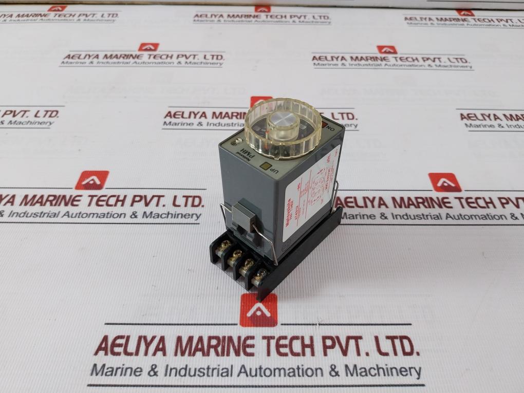 Matsushita Electric At4312 Pmh Timer Module With Base 200-240Vac 50/60Hz