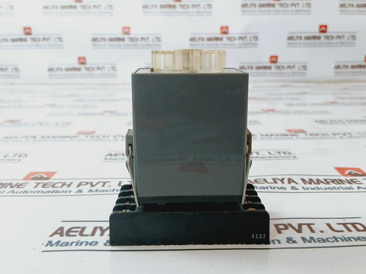 Matsushita Electric At4339 Pmh Timer With Base 0-30 Min 10A 250V Ac