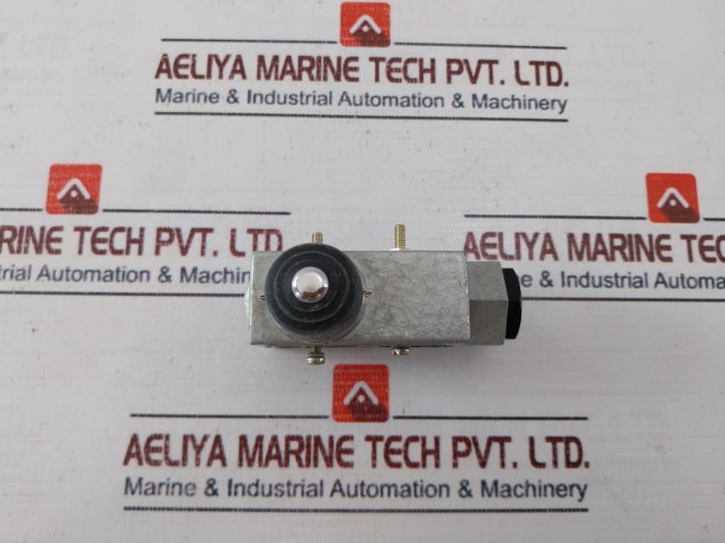 Matsushita Electric Az6101 Limit Switch 15A 125V Ac