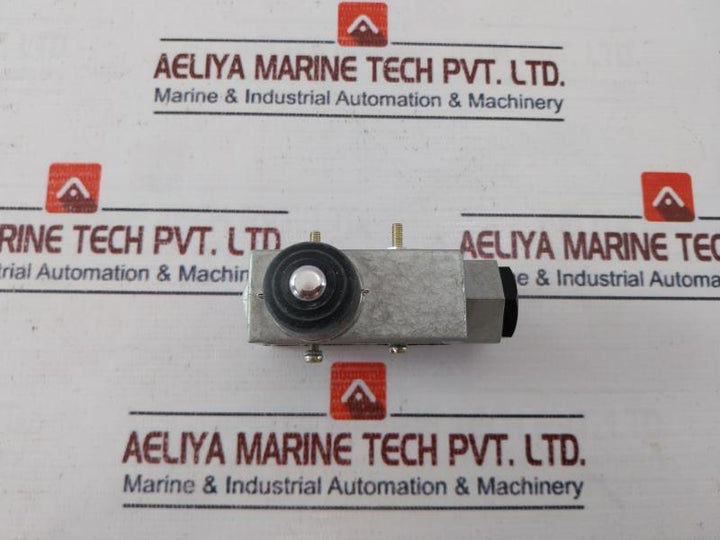 Matsushita Electric Az6101 Limit Switch 15A 125V Ac