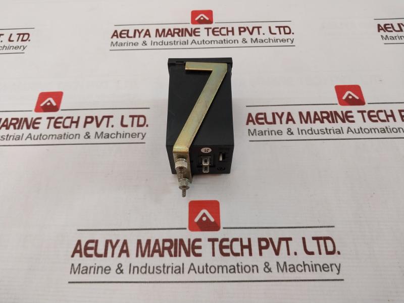 Matsushita Electric Th142U Hour Meter 200V 50/60Hz 1.5W