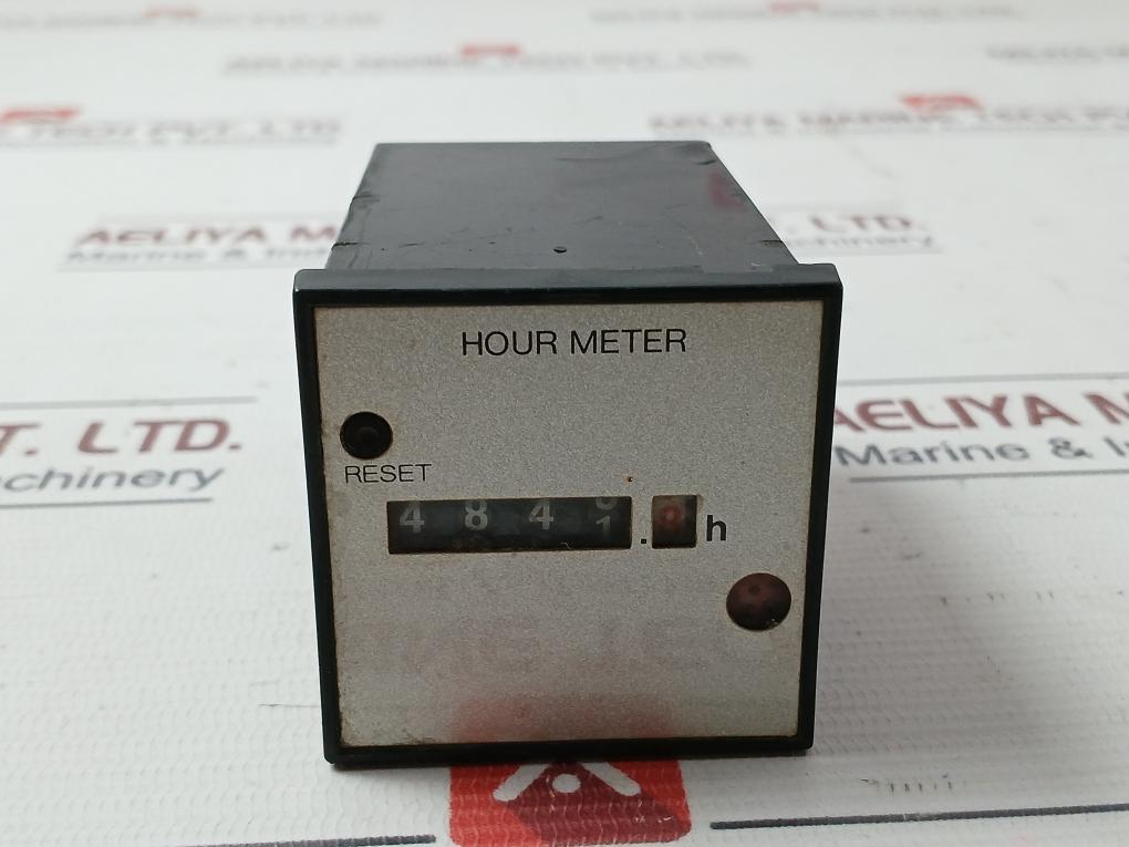 Matsushita Electric Th242S Hour Meter 50/60Hz Ac200V