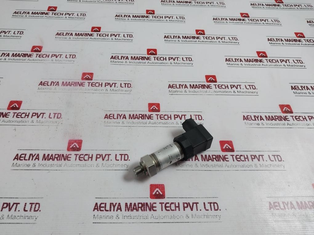 Max-tronics 103148 Pressure Transmitter Transducer 4 To 20ma Input 9 To 33vdc