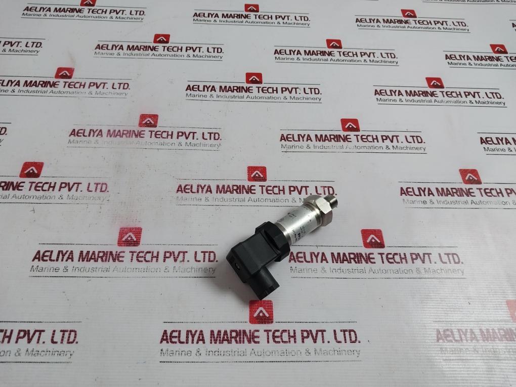 Max-tronics 103148 Pressure Transmitter Transducer 4 To 20ma Input 9 To 33vdc