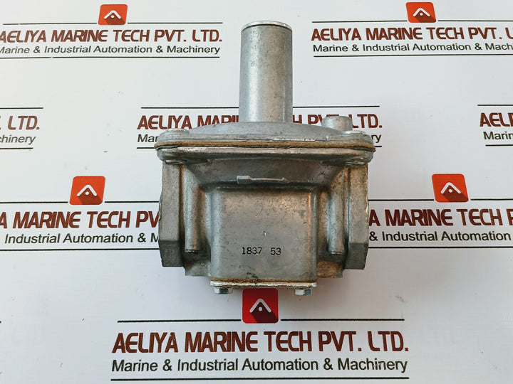 Maxitrol Rv53 Gas Pressure Regulator 1/2 Psig Po 5in - 12in