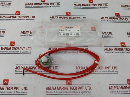 Mayekawa Kh14-s20 Pressure Transmitter 24V Dc Assembly With Mounting Bracket