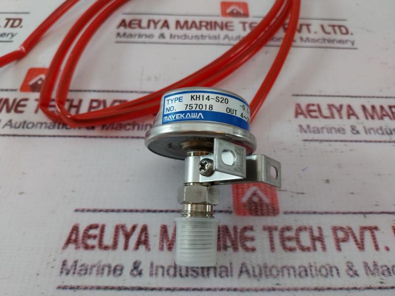 Mayekawa Kh14-s20 Pressure Transmitter 24V Dc Assembly With Mounting Bracket