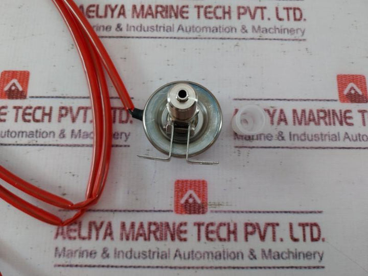 Mayekawa Kh14-s20 Pressure Transmitter 24V Dc Assembly With Mounting Bracket