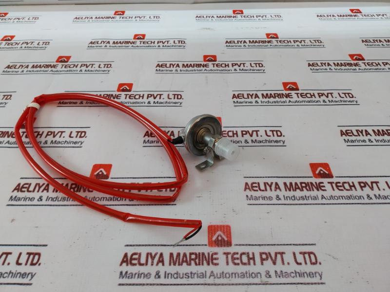 Mayekawa Kh14-s20 Pressure Transmitter 24V Dc Assembly With Mounting Bracket