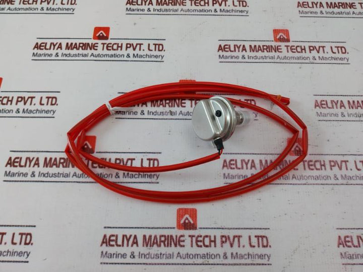 Mayekawa Kh14-s20 Pressure Transmitter Assembly With Mounting Bracket 4-20Ma