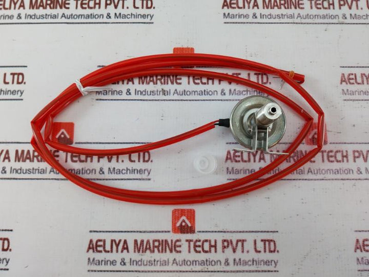 Mayekawa Kh14-s20 Pressure Transmitter Assembly With Mounting Bracket 4-20Ma