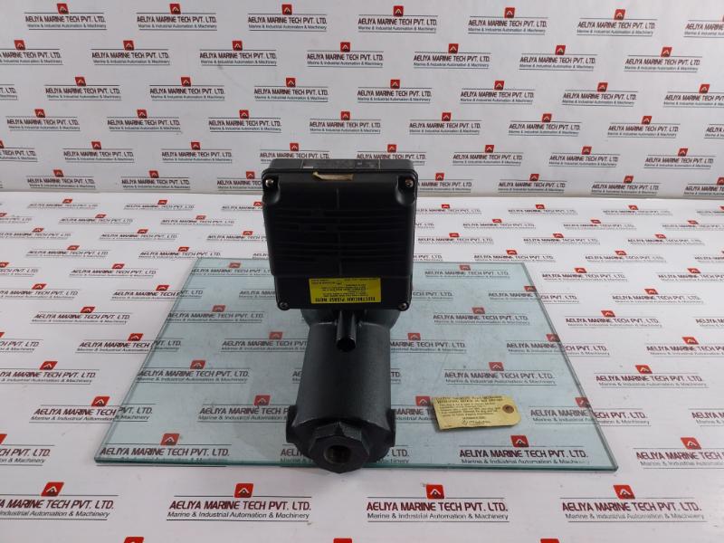 Mcdonnell &amp; Miller 150Shd Low Water Cut-off/Pump Controller 150 Psi 115V/230V Ac