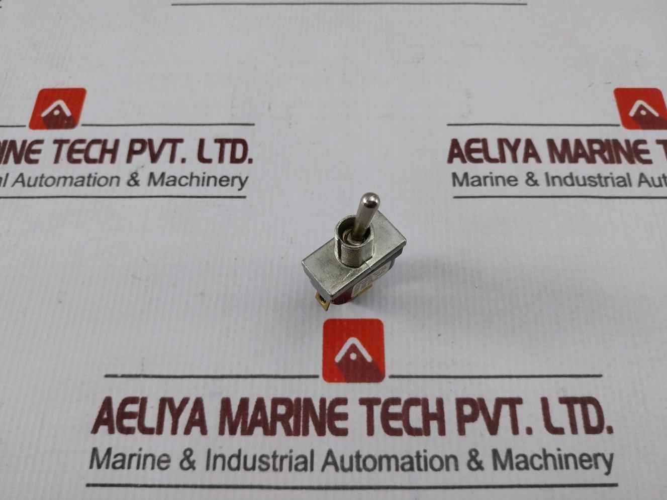 Mcgill 0090-0001 Toggle Switch 20A 250Vac