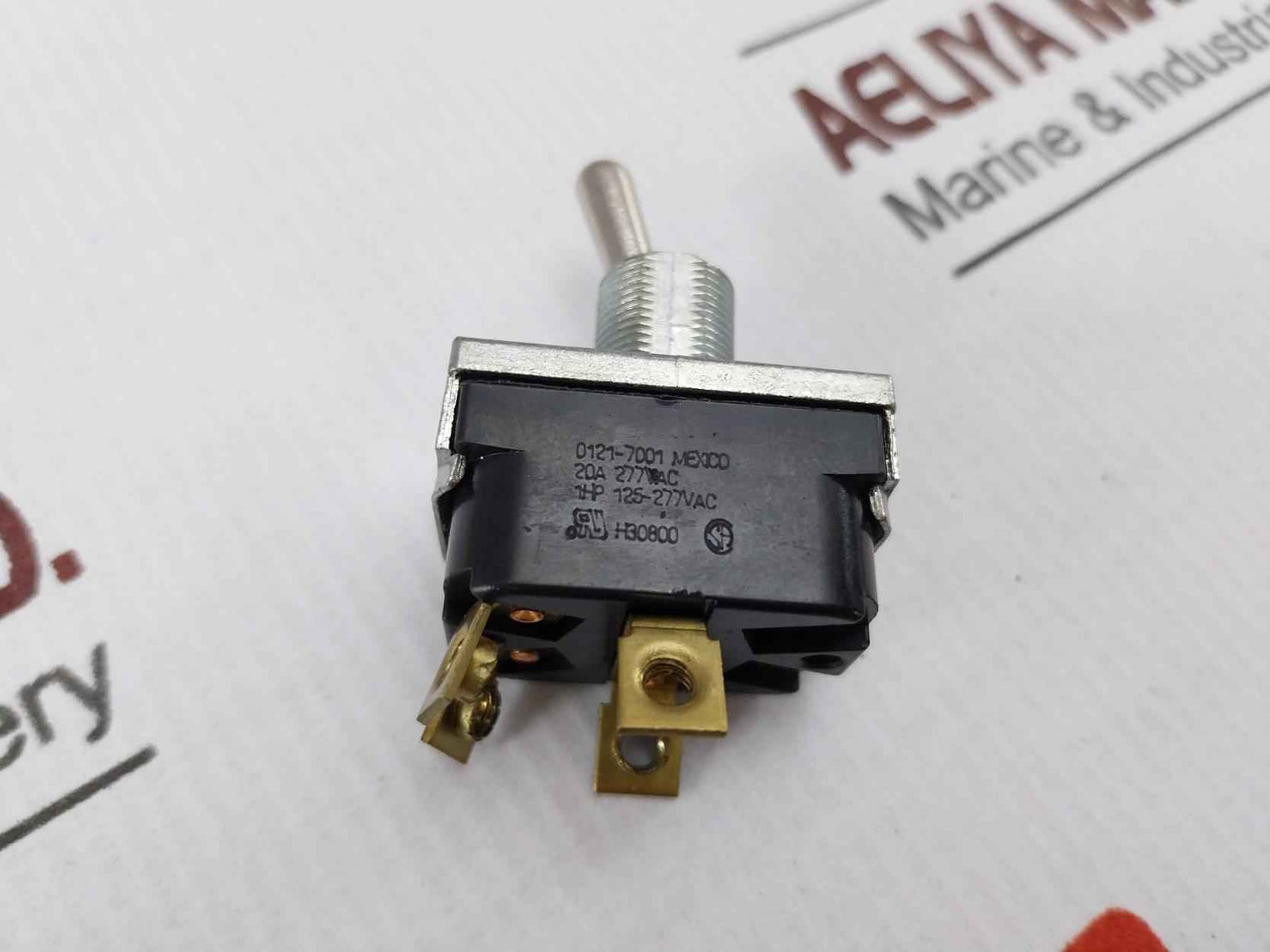 Mcgill 0121-7001 Toggle Switch 20A 277Vac 18602-0030