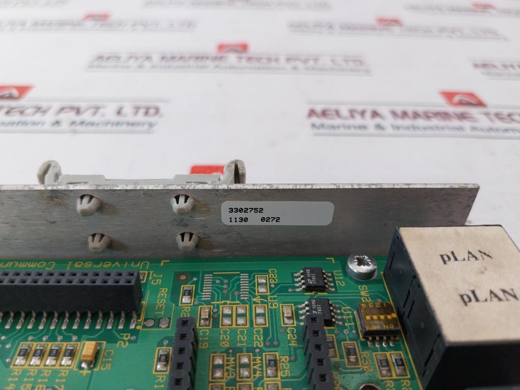 Mcquay 3302752 Universal Communication Module Rev E 94V