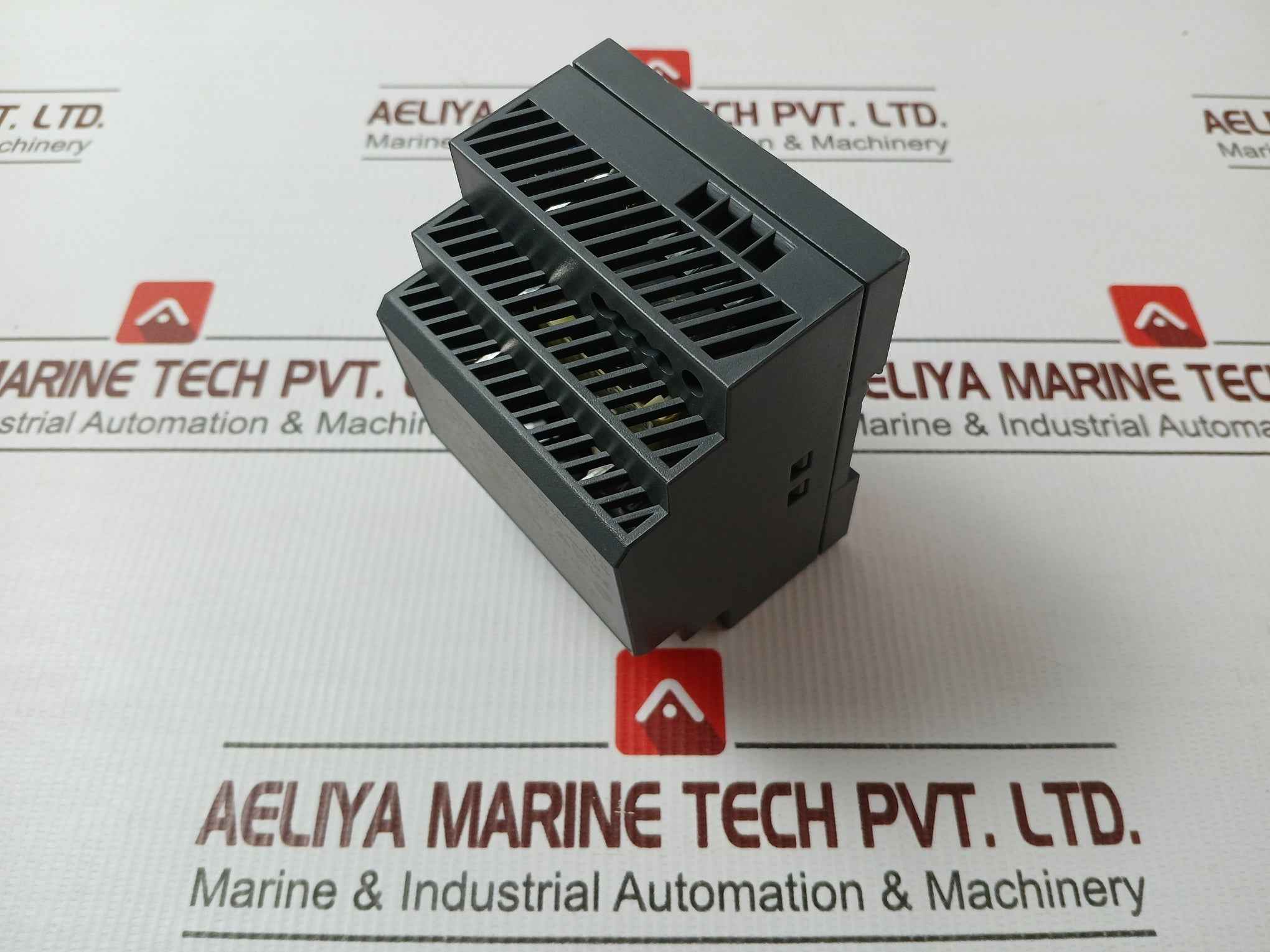 Mean Well Hdr-100-24 Rail Power Supply 100-240Vac 3.0A 50/60Hz 45°C
