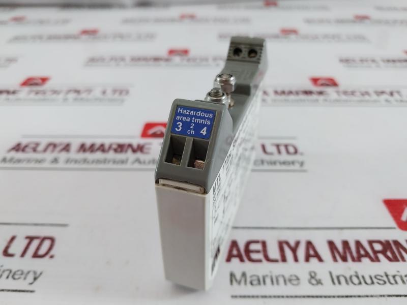 Measurement Technology 772AC Shunt-diode Safety Barrier 22V