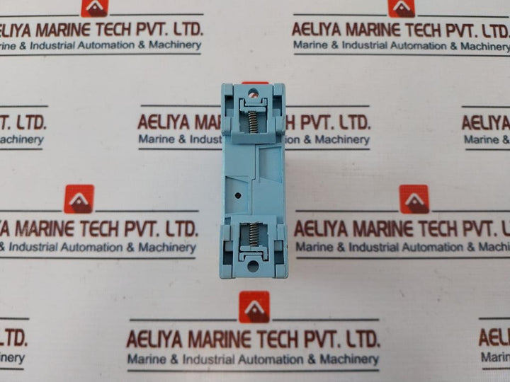Measurement Technology MTL 3072 Temperature Converter Used