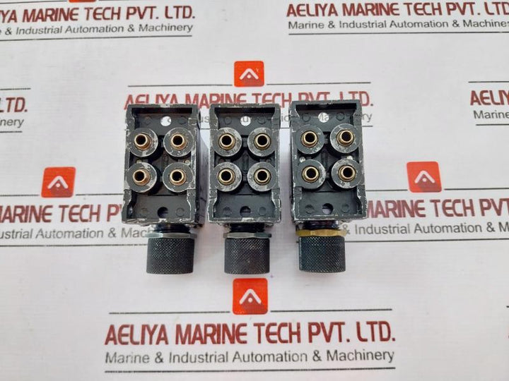 Mecman 551-016 000-1 Pneumatic Valve 07W28